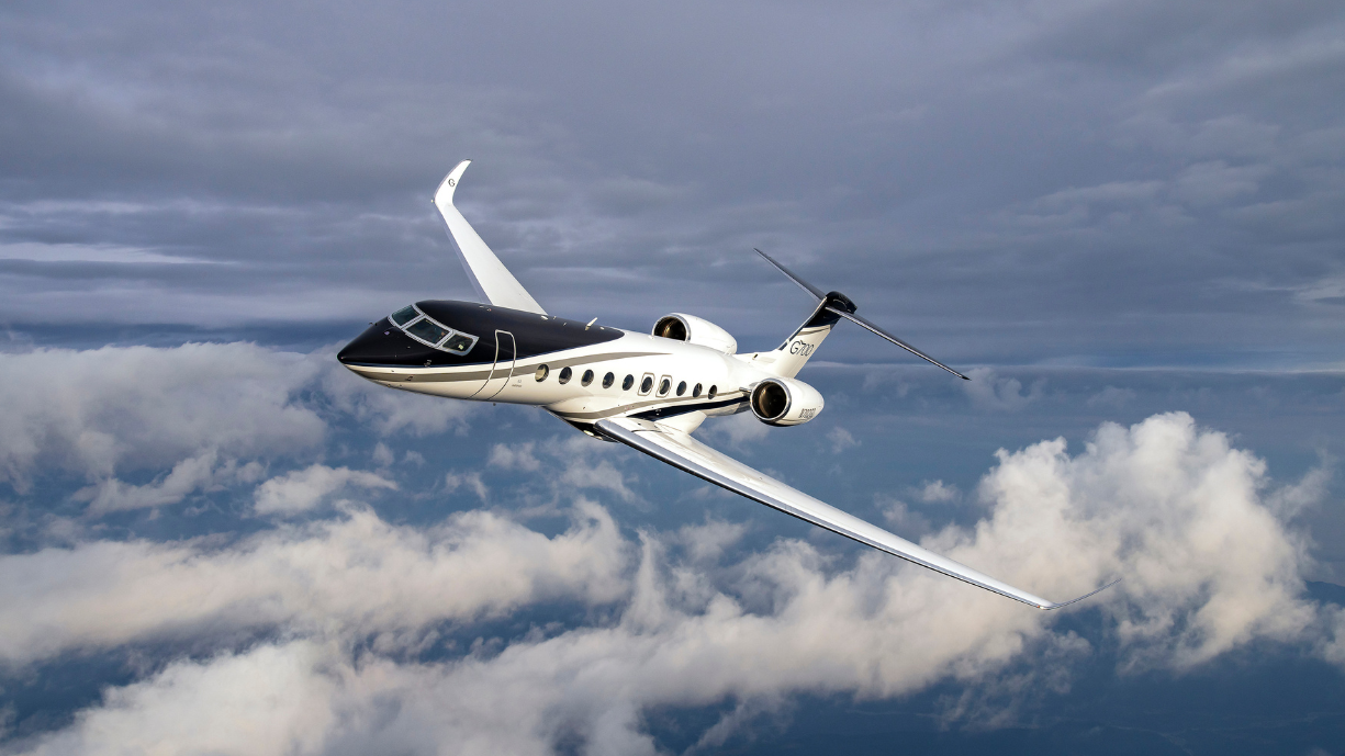 Specialized aircraft fleet featuring spacious cabin layouts optimized for corporate groups and business delegations, ranging from midsize jets to flexible commercial-grade aircraft